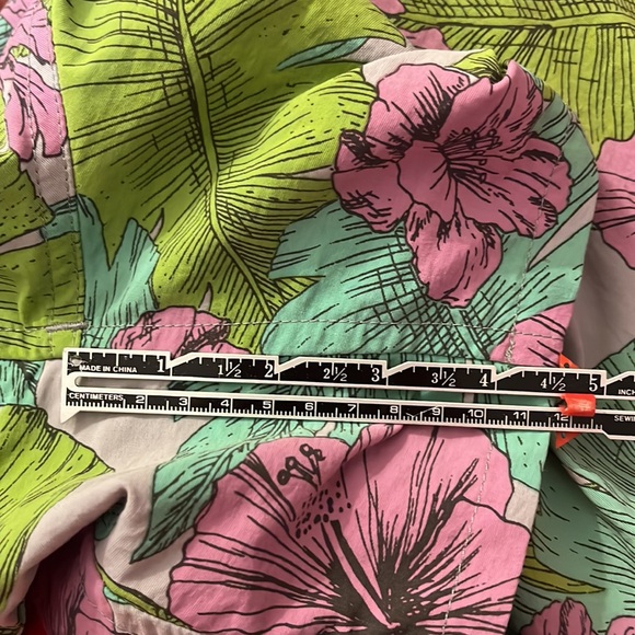 Patagonia Best Fronds Hibiscus Print Baggies 5 inch inseam Size Large - Picture 8 of 8
